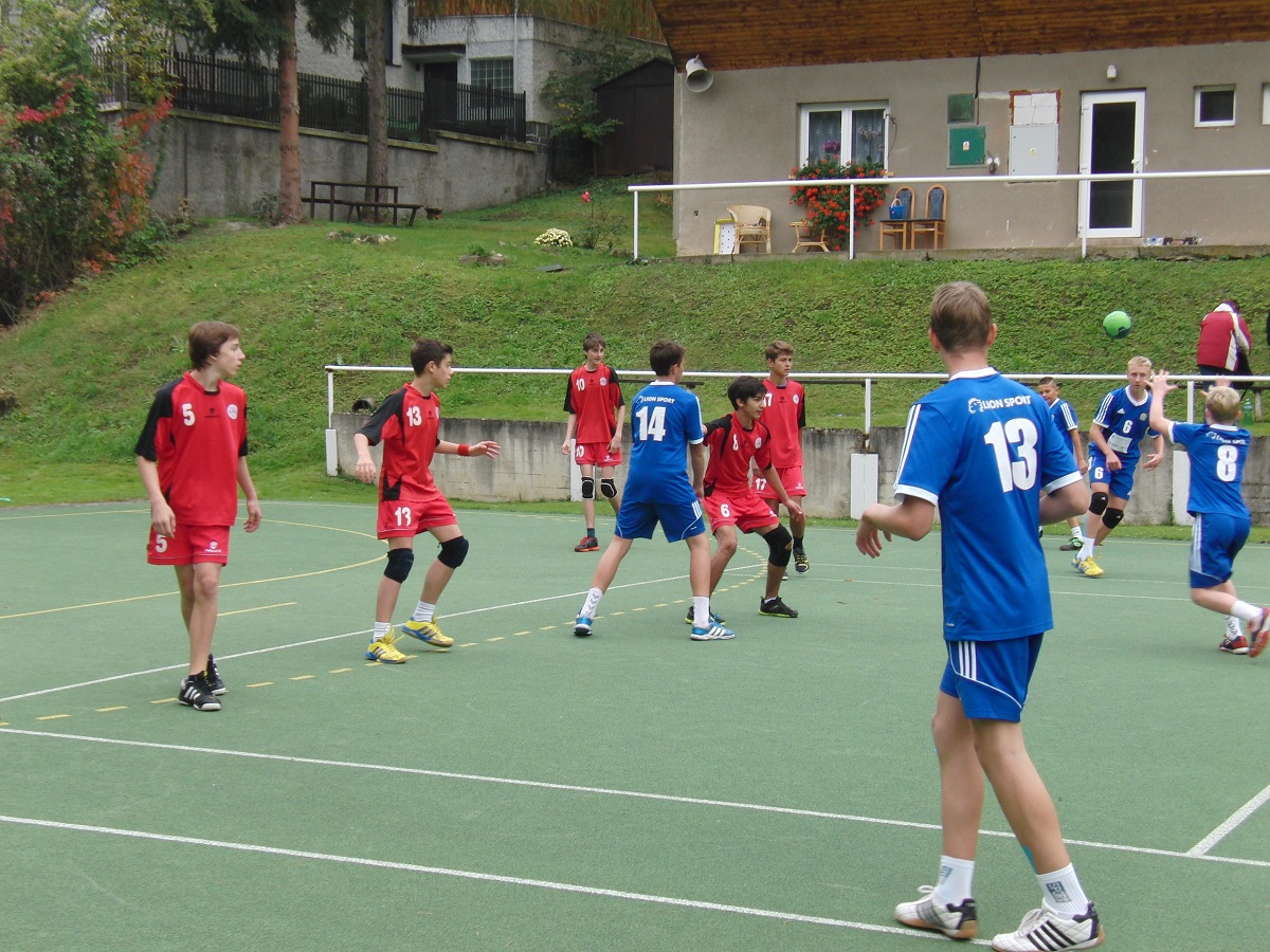 4.mistrovský turnaj starších žáků - Všenory 4.10. 2014 - fotka 6