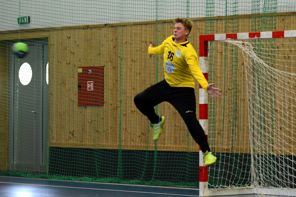 5.mistrovský turnaj starších žáků - Bělá pod Bezdězem 12.10.2014 - fotka 10