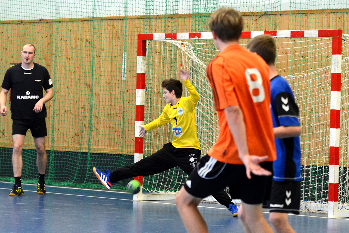 5.mistrovský turnaj starších žáků - Bělá pod Bezdězem 12.10.2014 - fotka 3