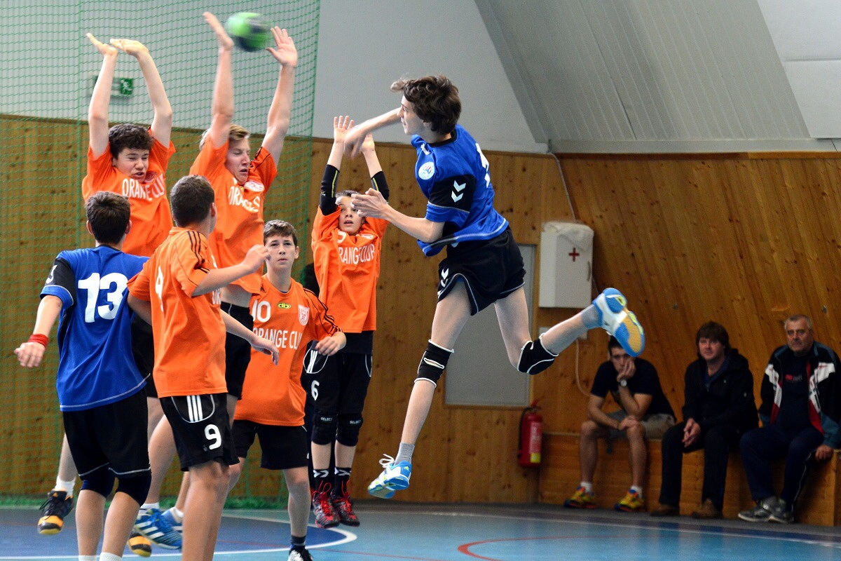 5.mistrovský turnaj starších žáků - Bělá pod Bezdězem 12.10.2014 - fotka 5