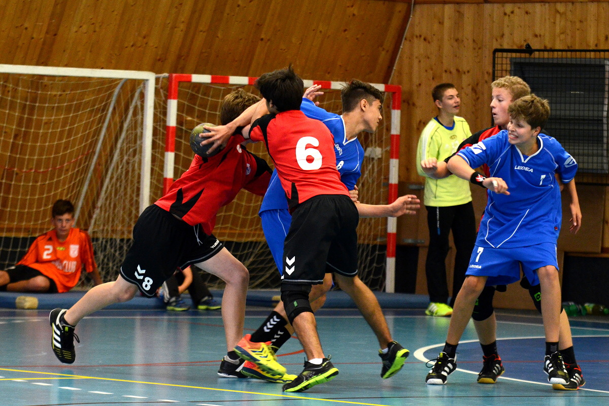 5.mistrovský turnaj starších žáků - Bělá pod Bezdězem 12.10.2014 - fotka 6