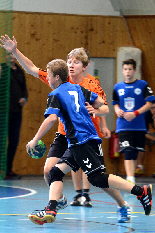 5.mistrovský turnaj starších žáků - Bělá pod Bezdězem 12.10.2014 - fotka 7