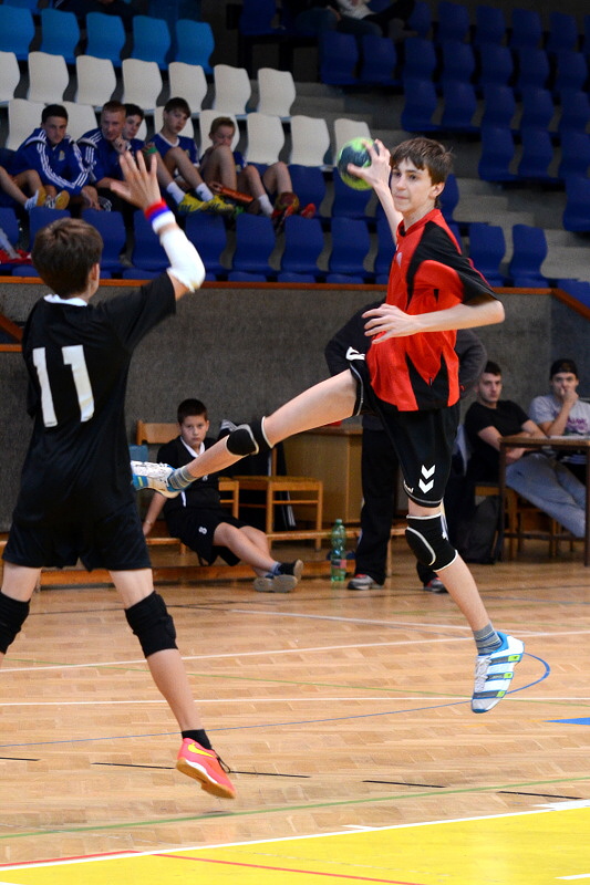 Starší žáci zakončili podzimní část dobrým výkonem - fotka 6