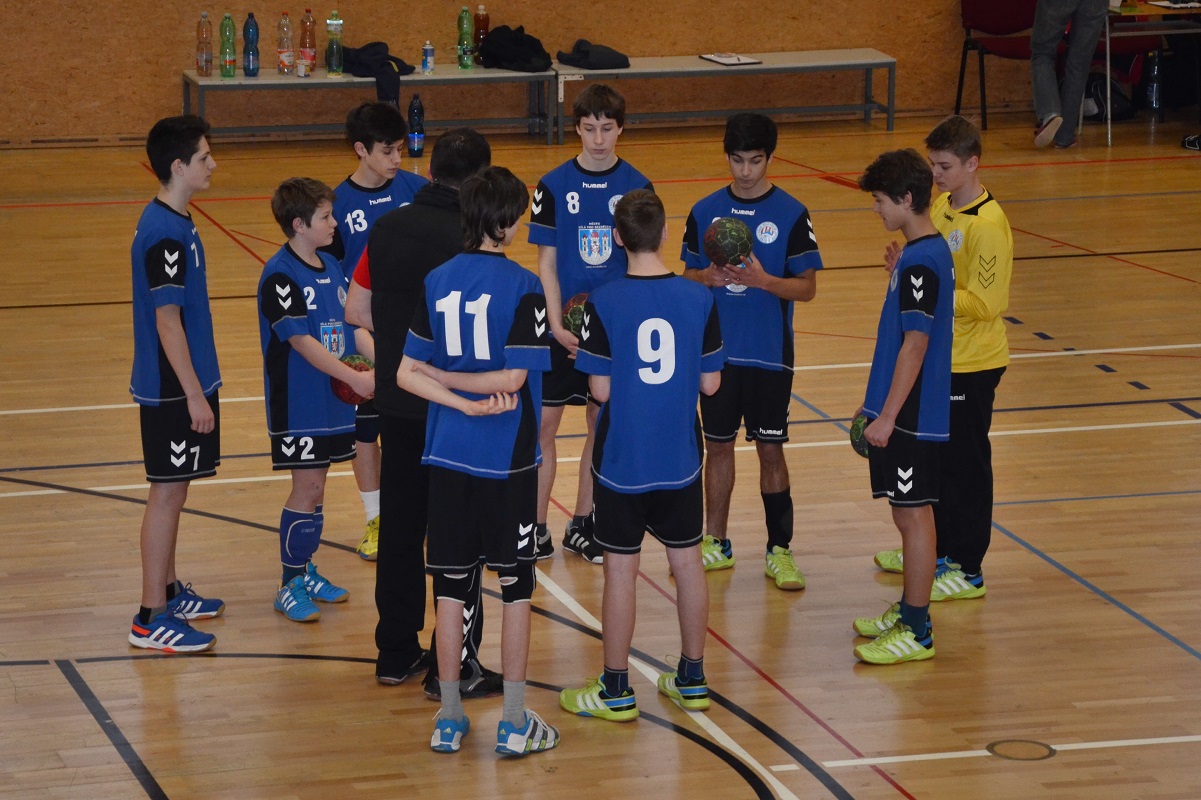 3.kolo Žákovské ligy - Liberec 28.2. 2015 - fotka 2