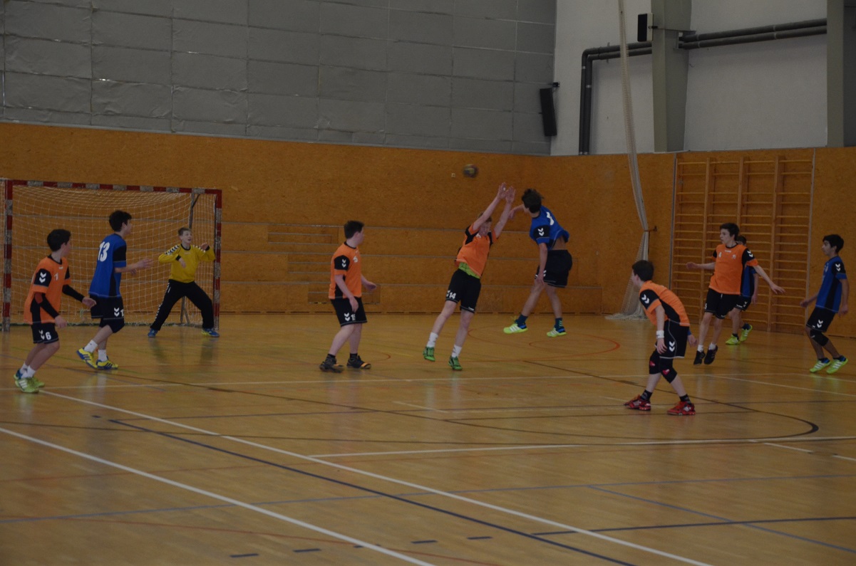 3.kolo Žákovské ligy - Liberec 28.2. 2015 - fotka 8