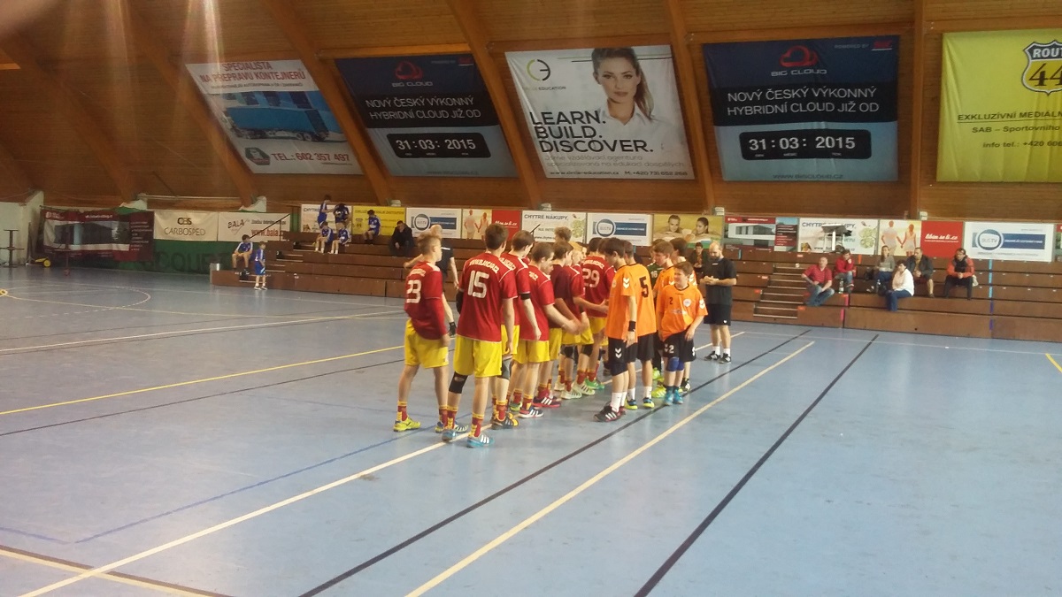 4.kolo Společného přeboru sk.A starších žáků  - Dukla Praha 10.5. 2015 - fotka 2