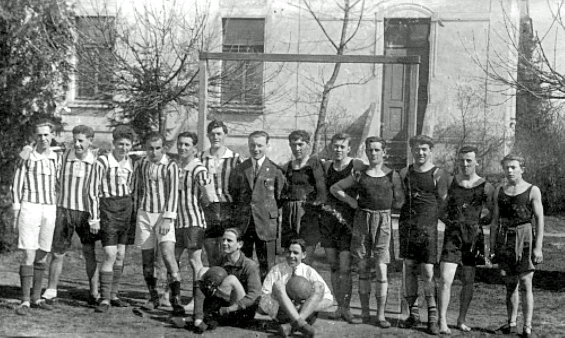 Sto let házenkářské tradice v Bělé pod Bezdězem: První kroky k legendě