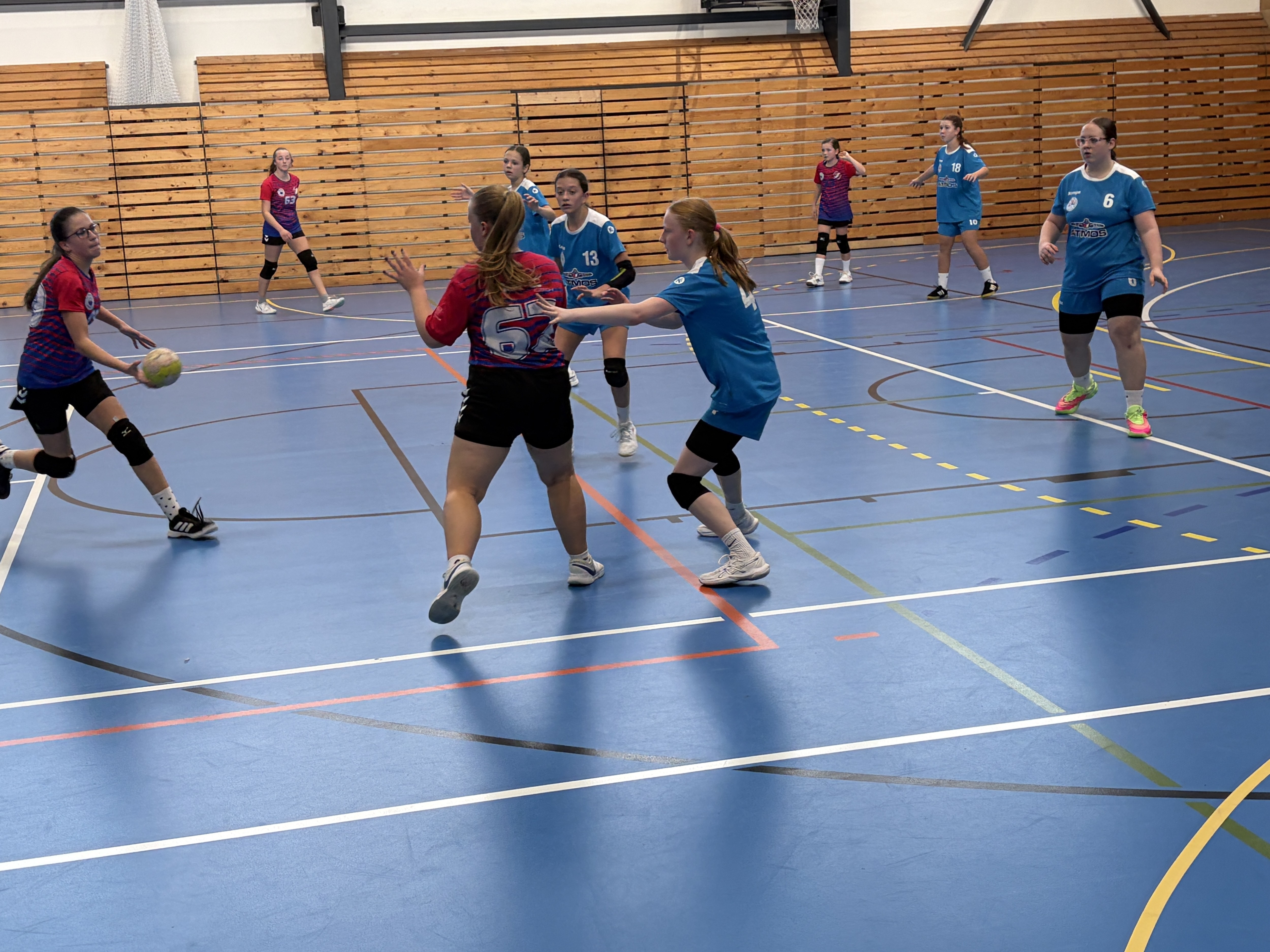 Starší žákyně stoprocentní na turnaji v Dobříši - fotka 3