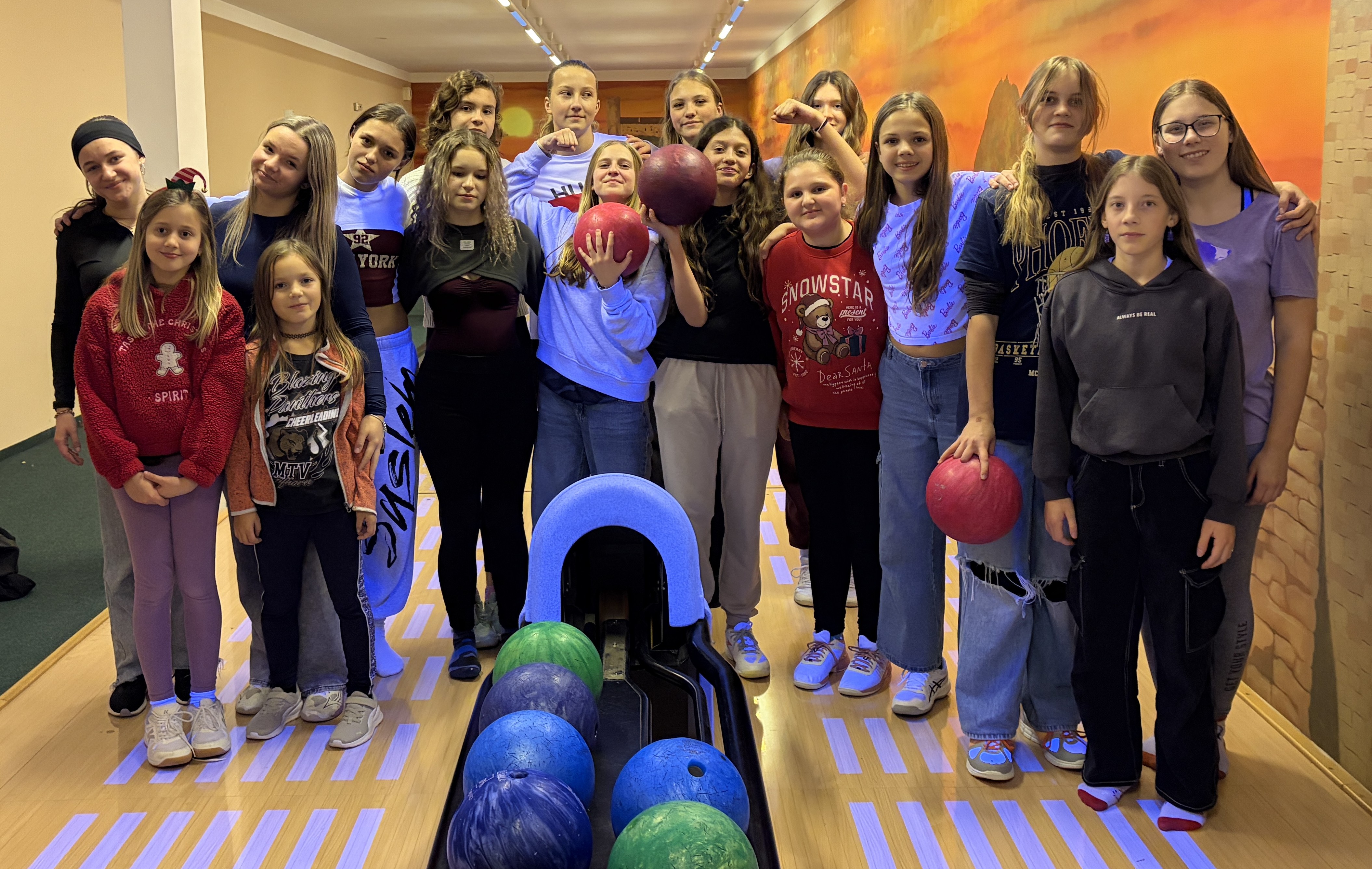 Vánoční besídky dorostenců, dorostenek a žákyň - fotka 2