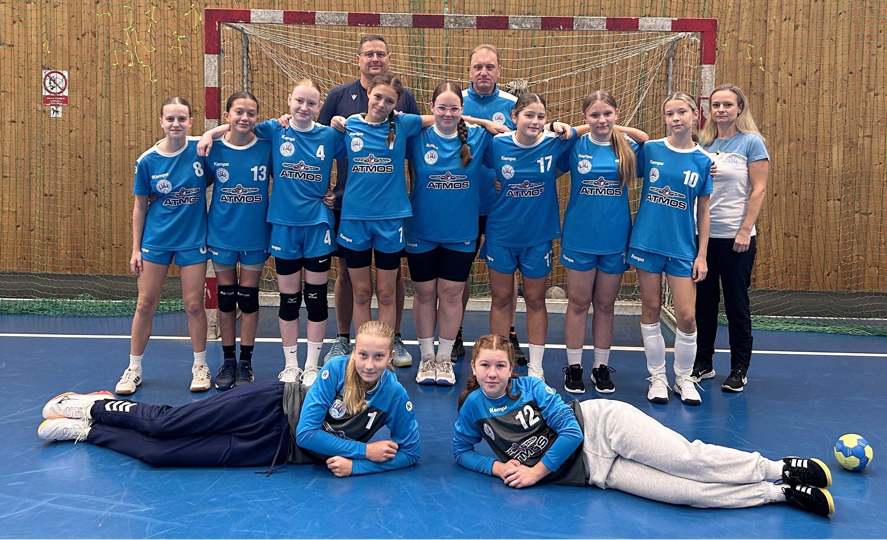 Týmová fotografie starší žačky